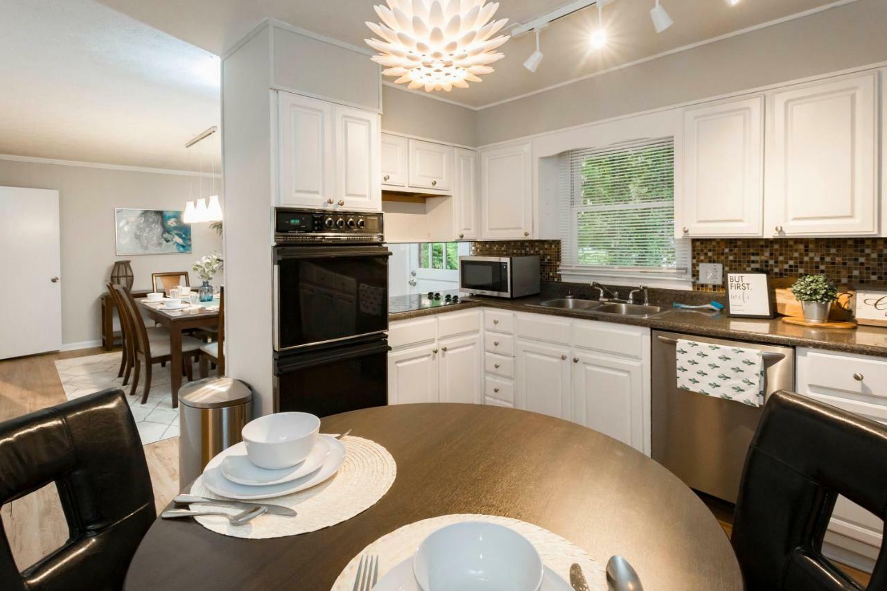 Luxury Home W/Gameroom Kingsizebed Near Six Flags Austell Eksteriør bilde
