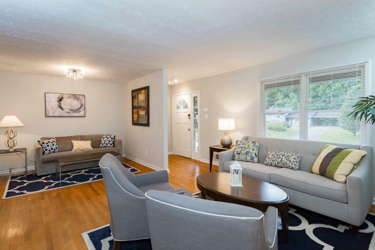 Luxury Home W/Gameroom Kingsizebed Near Six Flags Austell Eksteriør bilde